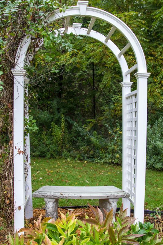 Arbor Bench Installation in Conroe, TX